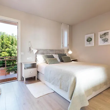 Ocean View Renovated Apartment *